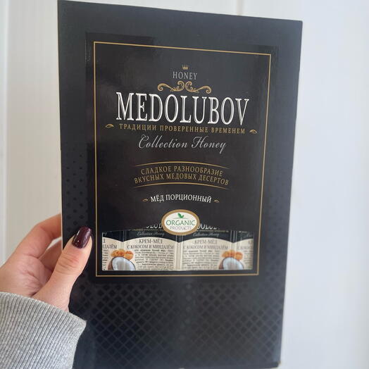 Мёд с кокосом и миндалем
