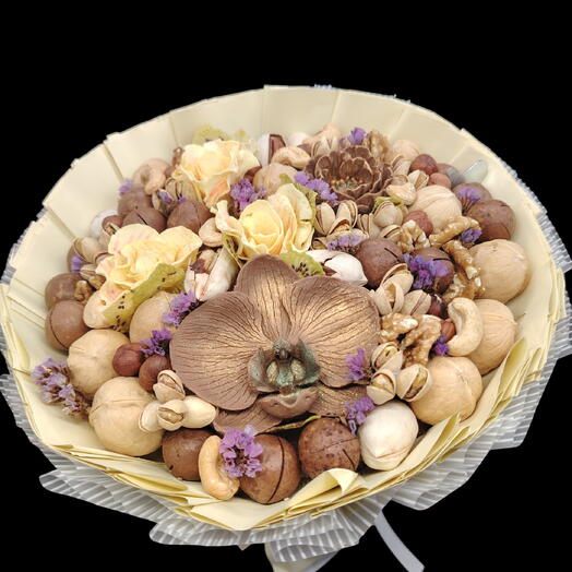 Букет ореховый