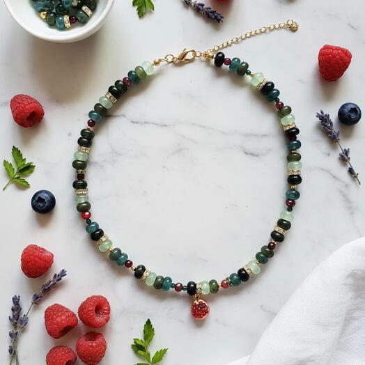 Колье «Гранатовый сад»