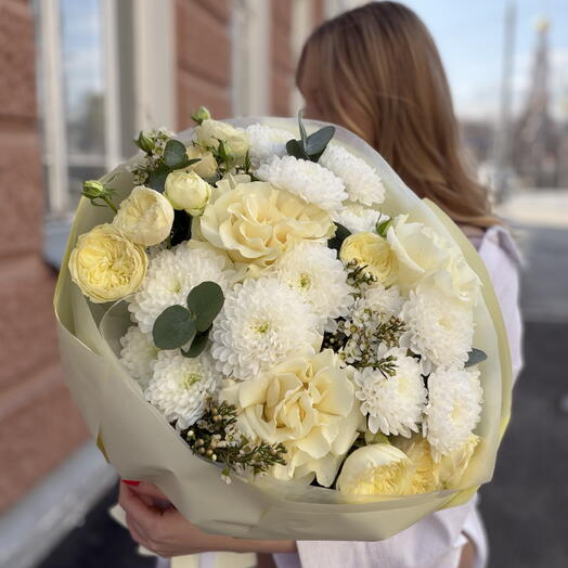 «Лимонный зефир» - лимонные розы, хризантема и хамелациумом💛