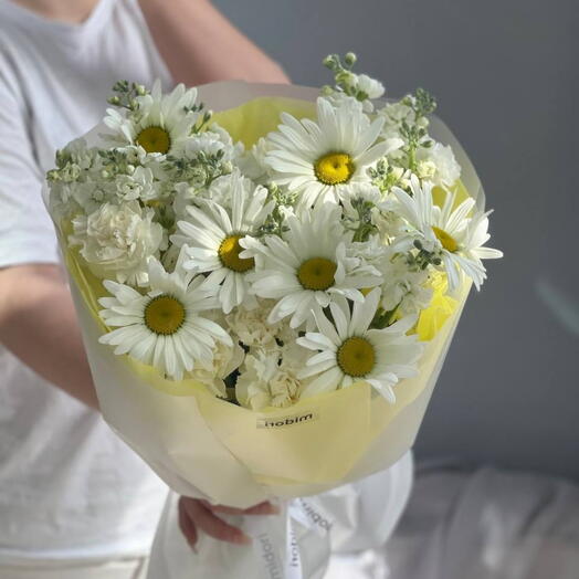 Авторский букет "Солнышко" с ромашками, диантусами и ароматной маттиолой🌼