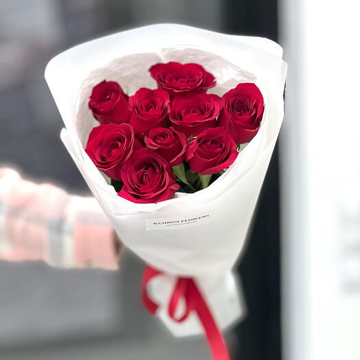 Букет из 9 красных роз