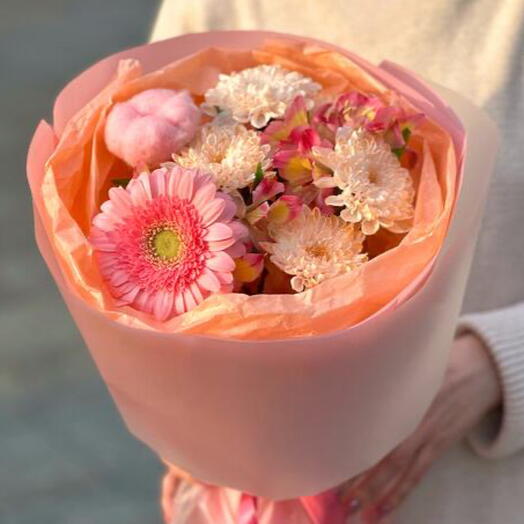 Милый букет с розовой герберой🌸