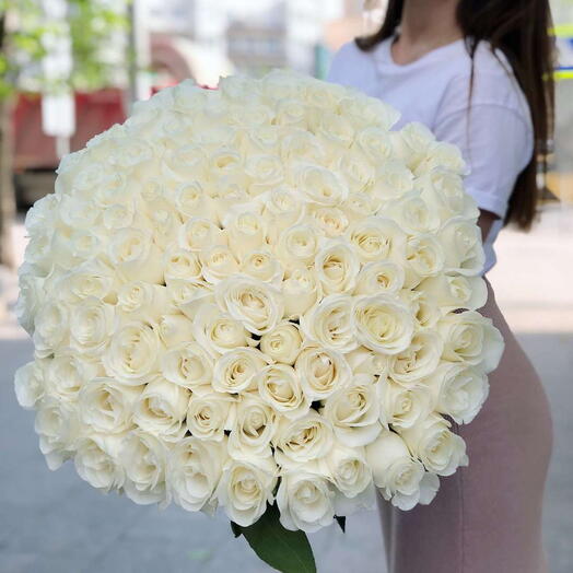 Bouquet of 101 roses "Proud"