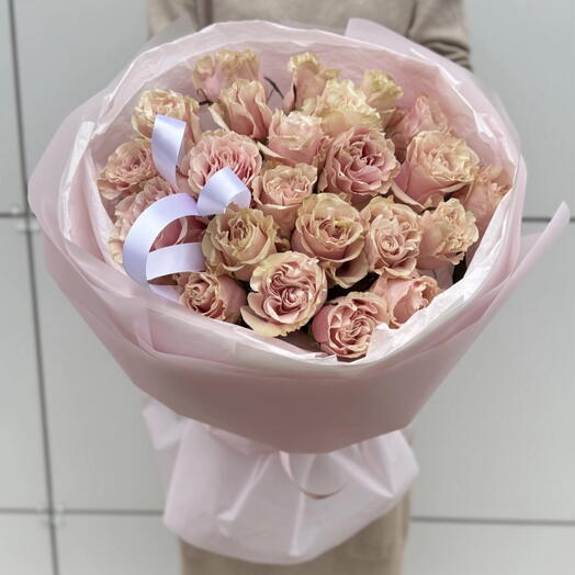 Букет из 25 роз сорт Пинк Мондиаль