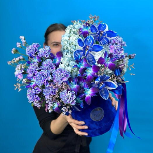 Огромный космос из орхидей и диантуса. Композиция 755 Leora Flowers дом цветочной моды