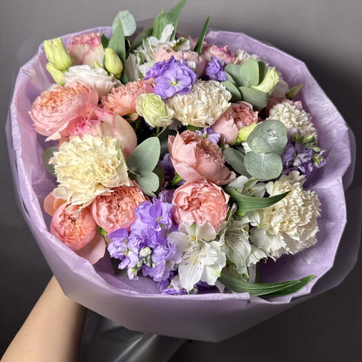 Лунный свет в саду (8045) кустовые розы, диантусы,матиолла