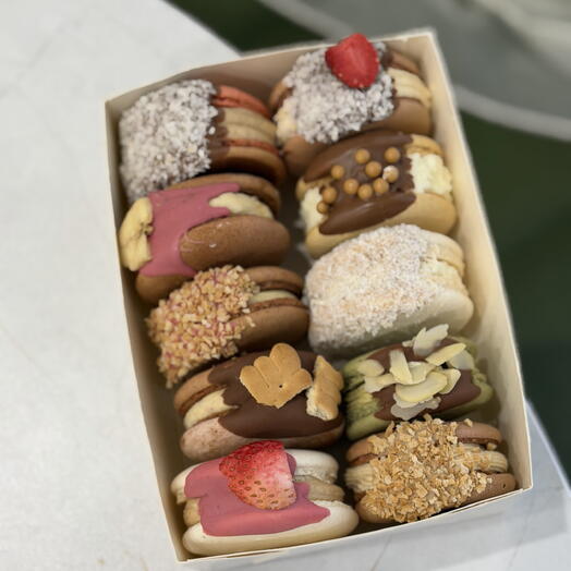 Макаронс 10 шт