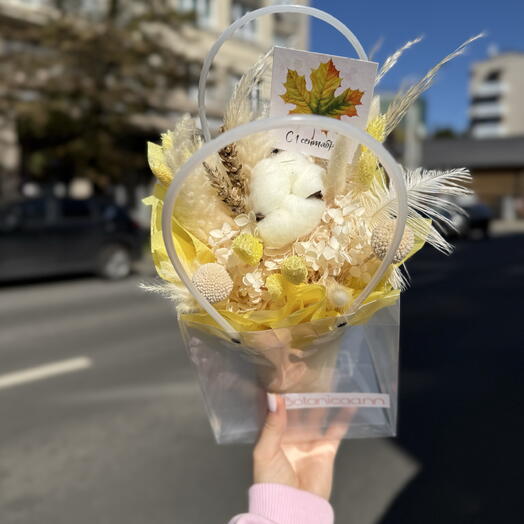Сумка из сухоцветов на 1 сентября