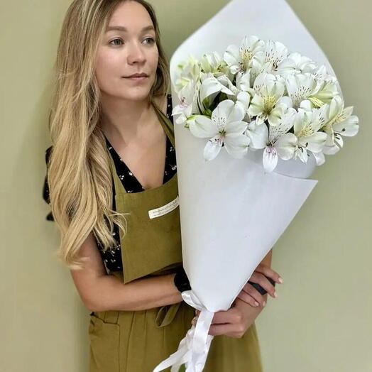 Букет из белых альстромерий 9 шт