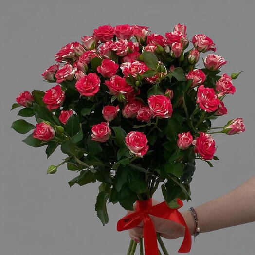 Букет из 15 кустовых роз