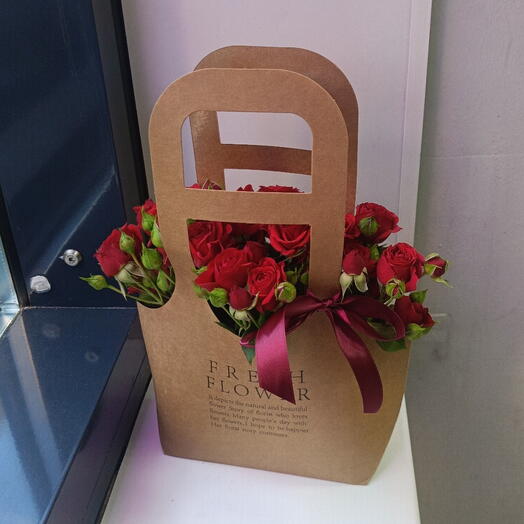 Сумочка с красной кустовой розой 🥰Кустовая роза