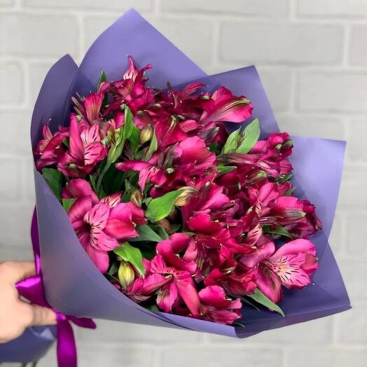 Bouquet of alstermeria