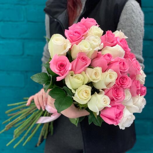 Bouquet of 33 roses