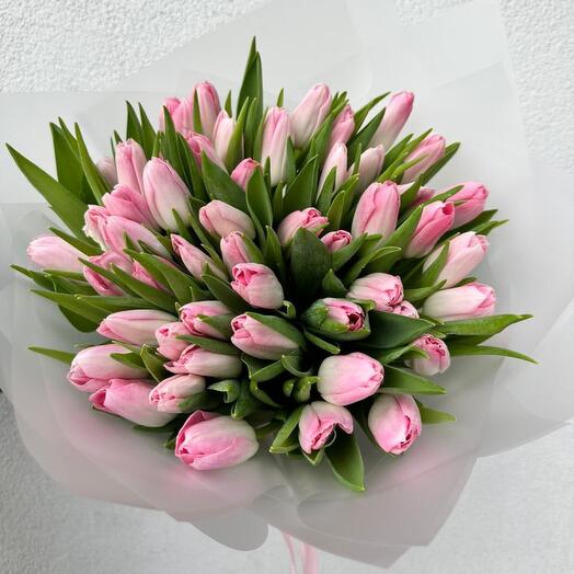 Ramo de tulipanes rosa suave