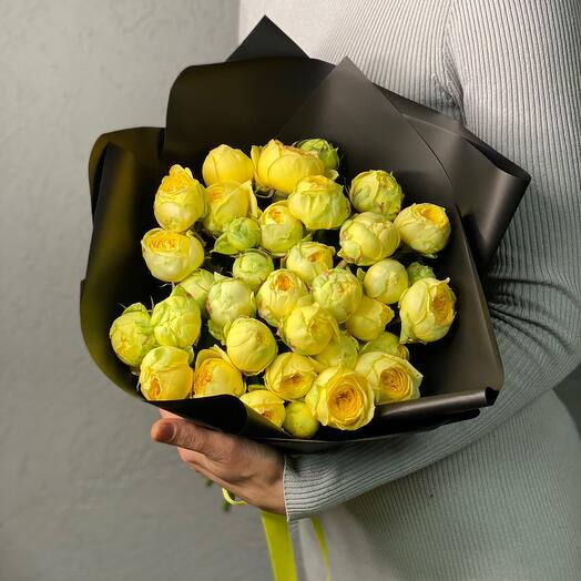 15 rosas en forma de Peonía en un paquete de diseño