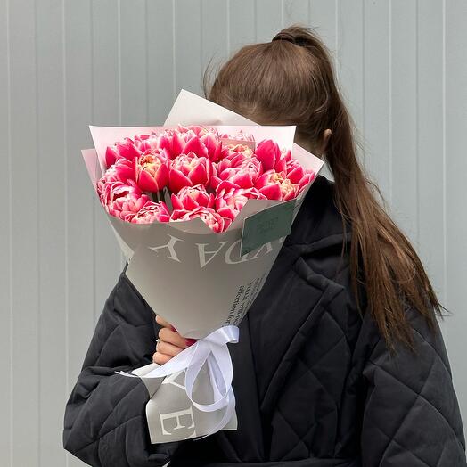 Букет тюльпанов стильный one love