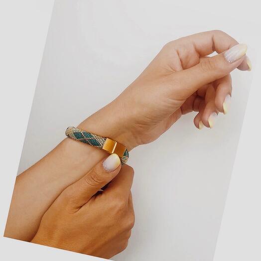 Pulsera De La Tela Escocesa De Los Pantalones Vaqueros