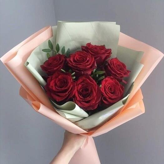 Букет с красных роз в оформлении 🌹🌹🌹