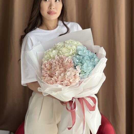 Bouquet of 3 hydrangeas
