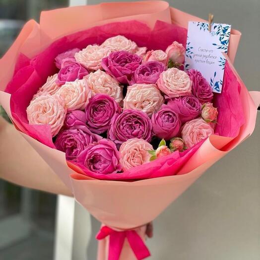 Send Flowers to Vladikavkaz, Order Flowers Online
