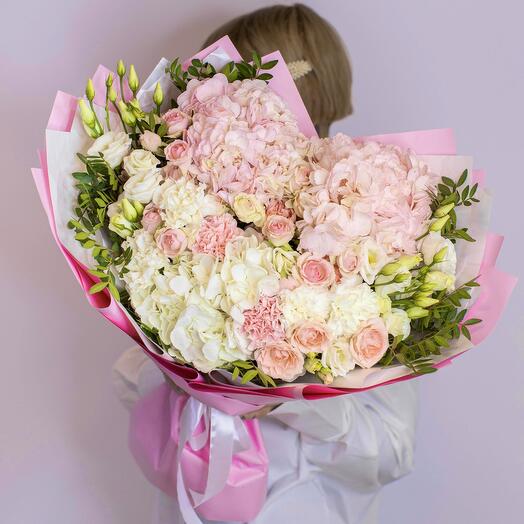 Bouquet with white and pink Hydrangeas, bush Roses, Dianthus and Pistachio