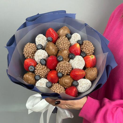 Букет из клубники в шоколаде 3