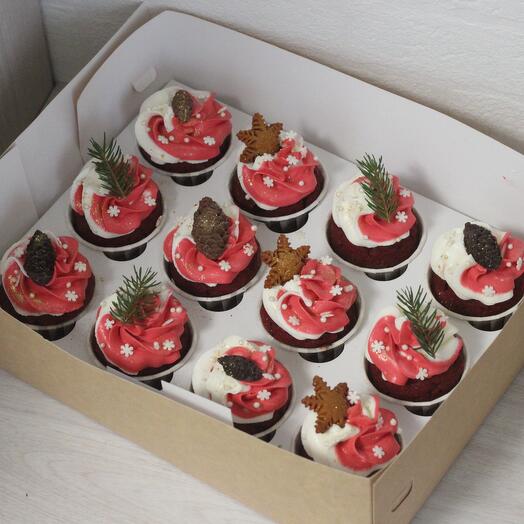 Новогодние капкейки 12шт