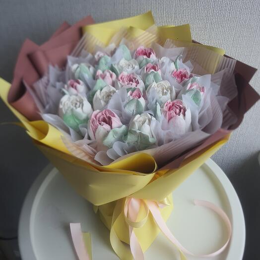 Букет из зефира весна