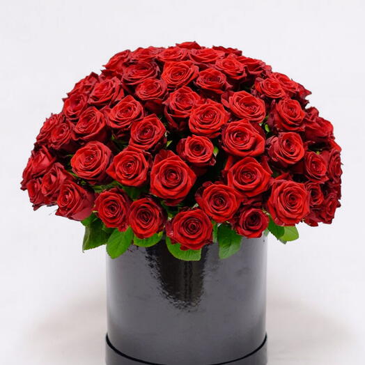 Sweet Vermilion: Fresh Red Roses in Long Round Box