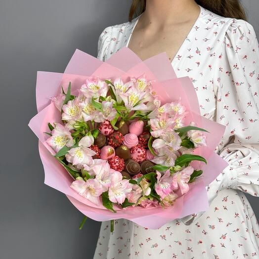 Букет из клубники в шоколаде 19 шт и розовой альстромерии Великолепный Gorgeous