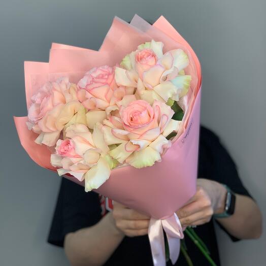 Mono ramo de rosas francesas