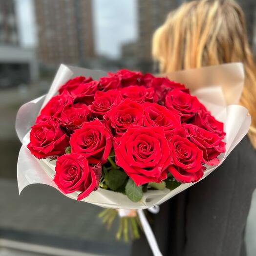25 красных роз  60 см Эквадор n22