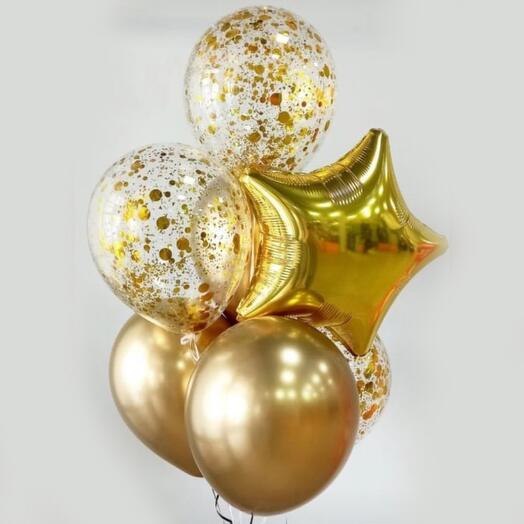 Golden sparkling wine