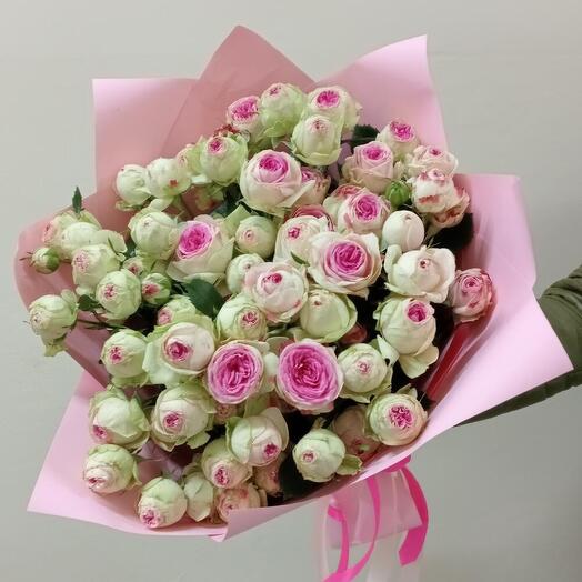 Букет из 9 пионовидных кустовых роз Супер Сенсейшн