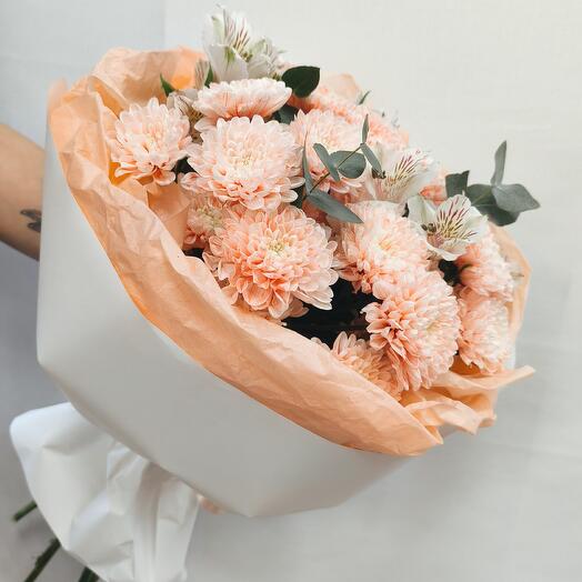 Tenderness - bouquet of chrysanthemums, alstroemeria and eucalyptus