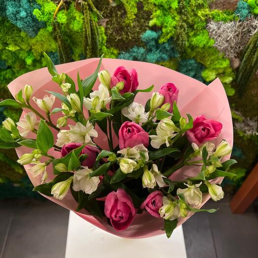 Tulipani e Alstroemeria