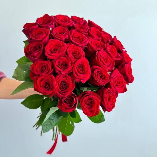 Монобукет из красной розы 31шт 50см