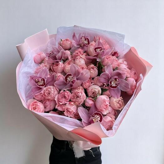 Eden Garden Bouquet – Elegant Spray Roses and Cymbidium Orchids