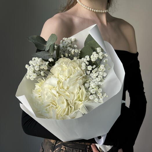 Букет White 🤍- белая гортензия, гипсофила и эвкалипт