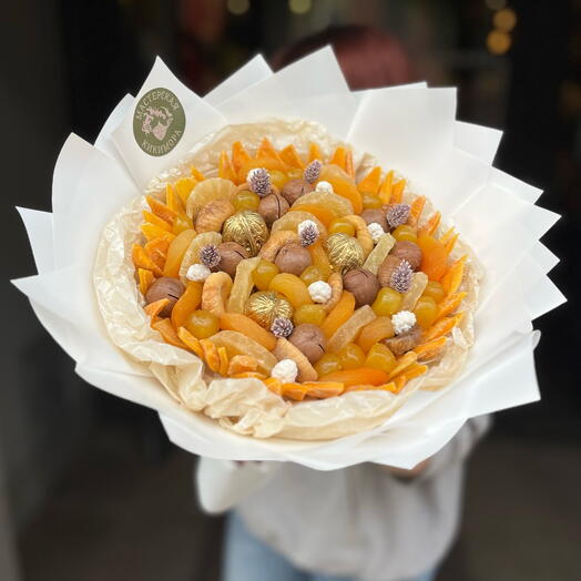 Три орешка для Золушки (букет из Орехов и сухофруктов)
