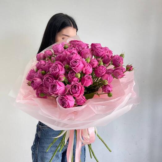 A fragrant bouquet of peony-like roses.