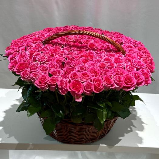 Корзина с цветами из 201 штук🩷🩷🩷