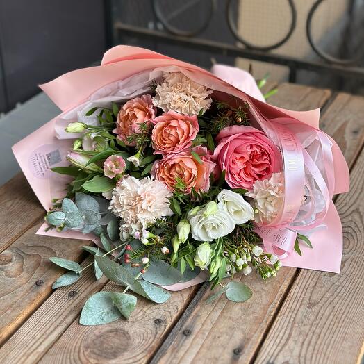 Букет с пионовидными розами 🌸