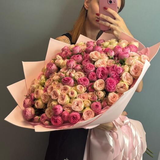 Кустовые пионовидные розы 31 ветка