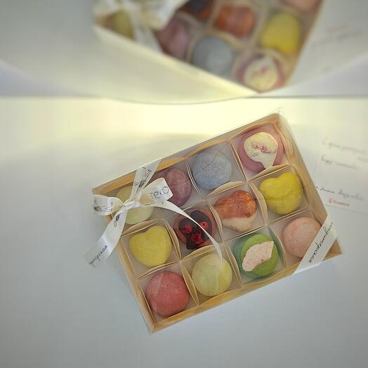 Mochi set of 12 pieces, assorted flavors