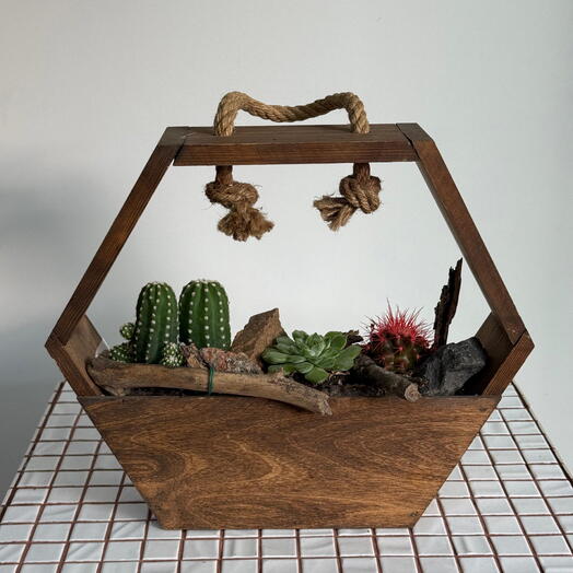 Wood garden box