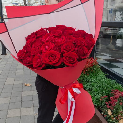 Букет гигант красные розы