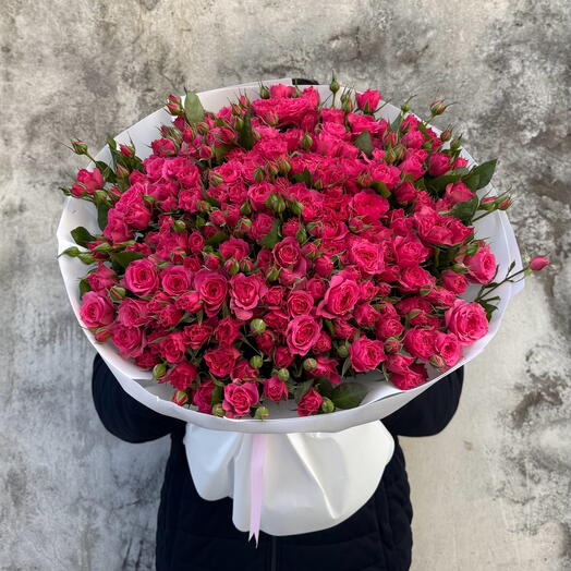 Букет из нежно-розовых пионовидных роз