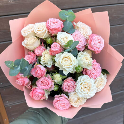 Букетик из кустовых роз 🌸